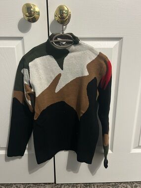 Women’s mock neck Sweater in Black, Brown & Olive Colorblock